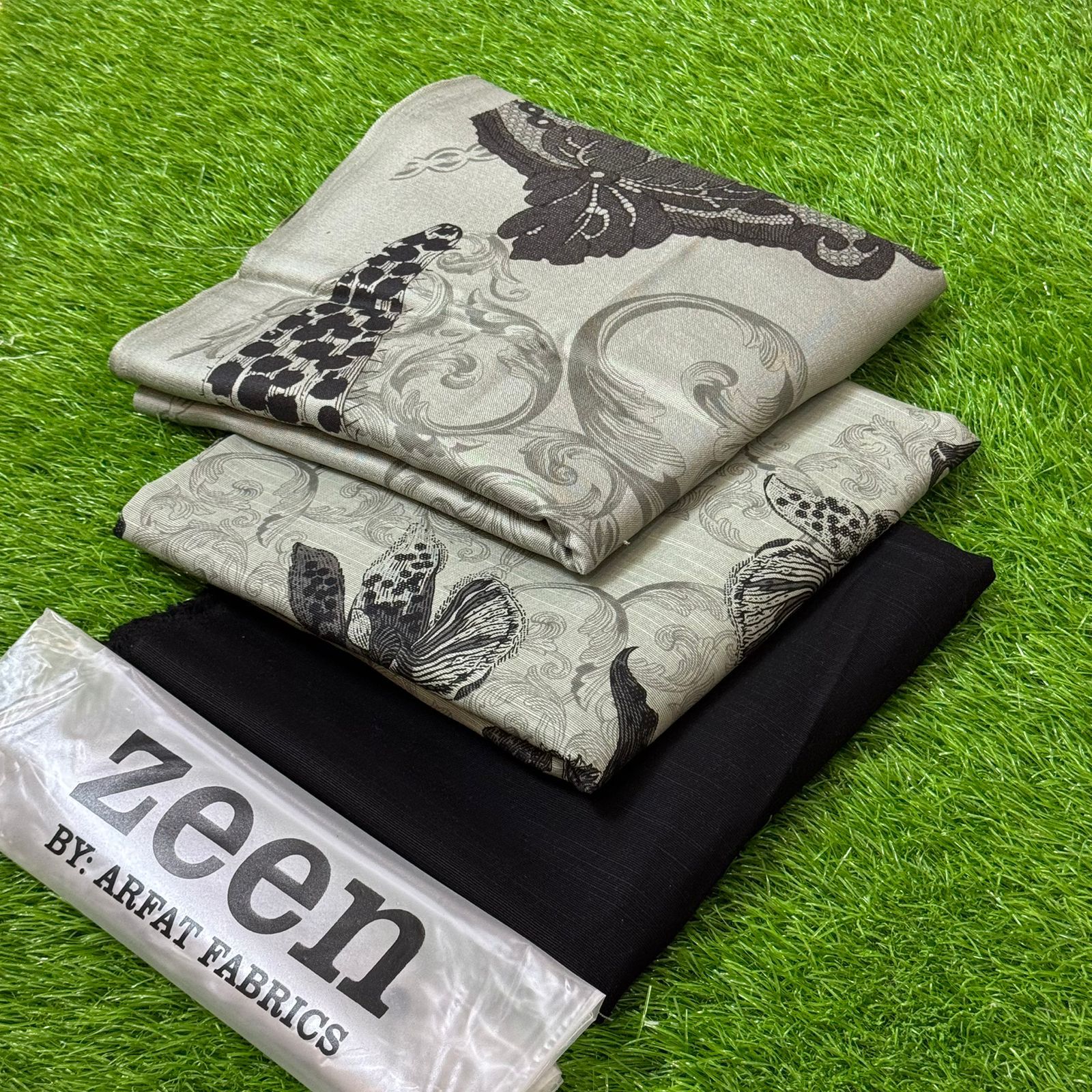 Khaddar unstitched 3 piece dress